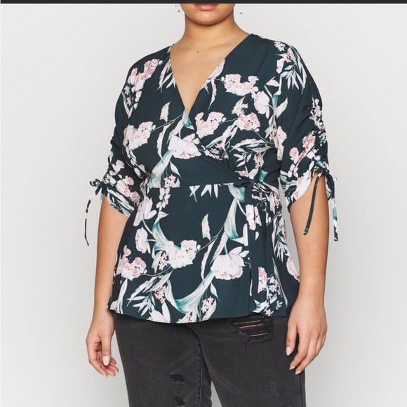 City Chic Top Fresh Fields - Picture 4 of 4